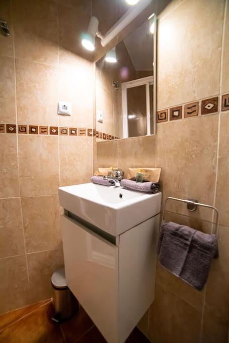 Cozy Apartment Plaza Espana I Renovated 3Br 2Bh Madryt Zewnętrze zdjęcie